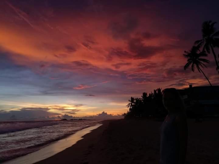 City Sunrise Hikkaduwa Exterior foto